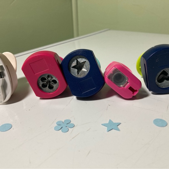 Assorted Shape Punch Set for Crafting - Picture 2 of 2